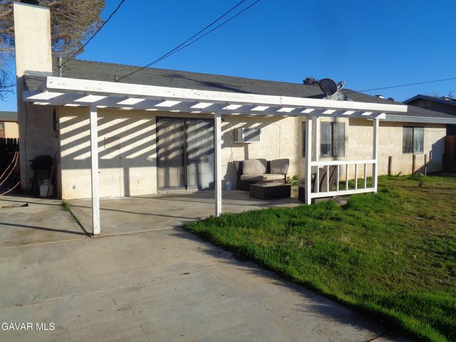 2825 28th Stw, Rosamond, CA 93560