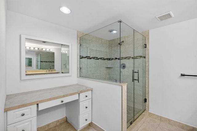 4200 N Ocean Drive 2-1606, Riviera Beach, FL 33404