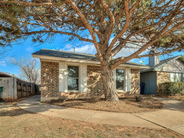 817 NW 137th Street, Edmond, OK 73013
