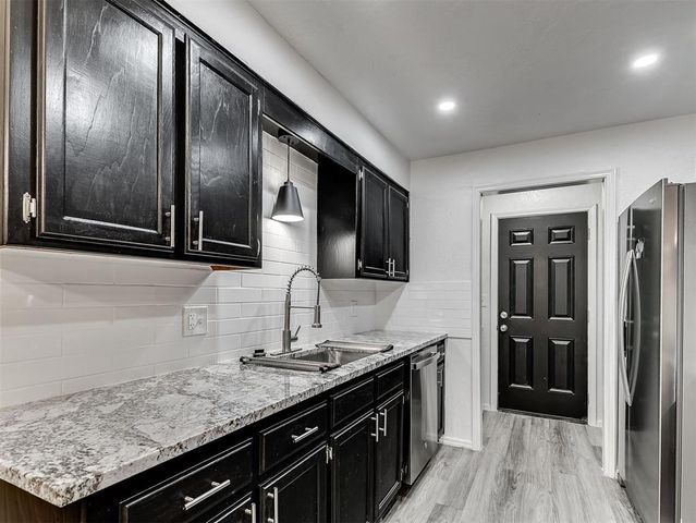 817 NW 137th Street, Edmond, OK 73013