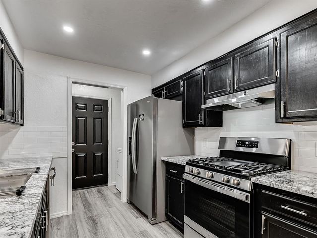 817 NW 137th Street, Edmond, OK 73013