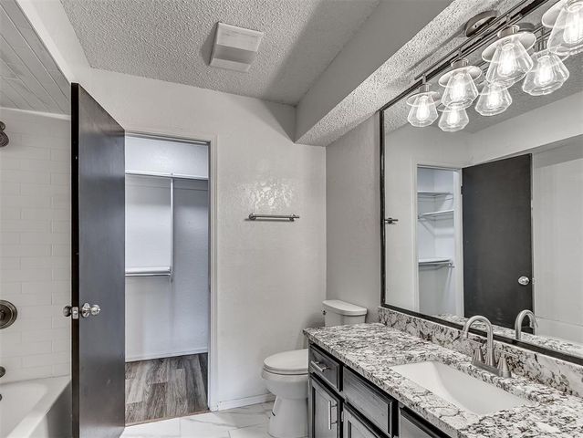 817 NW 137th Street, Edmond, OK 73013