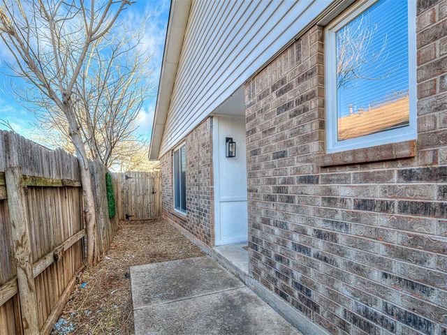 817 NW 137th Street, Edmond, OK 73013