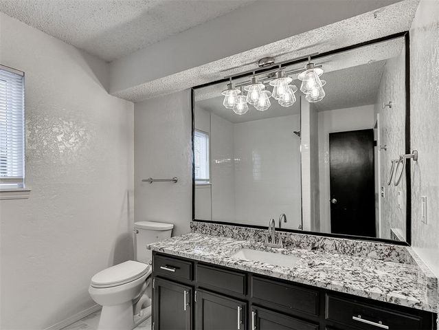 817 NW 137th Street, Edmond, OK 73013