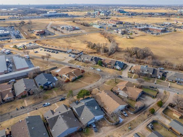 817 NW 137th Street, Edmond, OK 73013