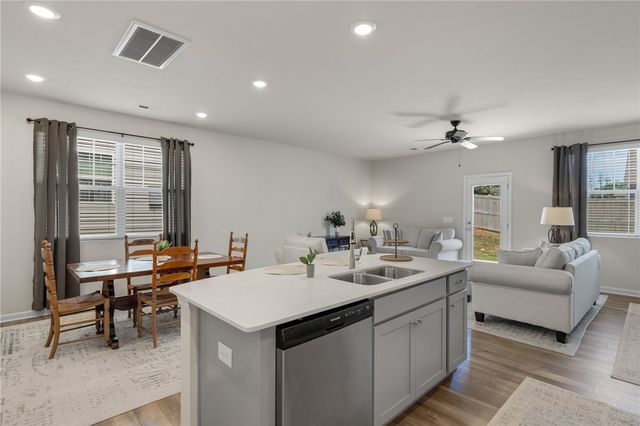 432 Bee Cove Way, Pendleton, SC 29670