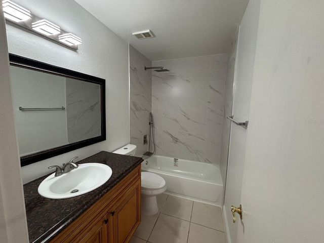 3038 PARKWAY BOULEVARD 208, Kissimmee, FL 34747