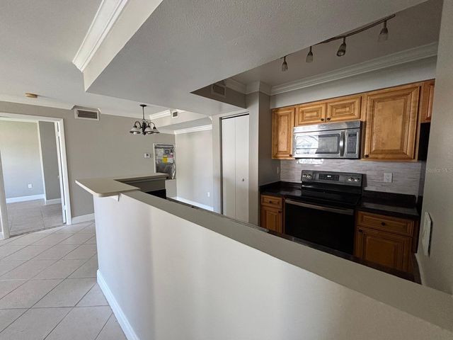 3038 PARKWAY BOULEVARD 208, Kissimmee, FL 34747