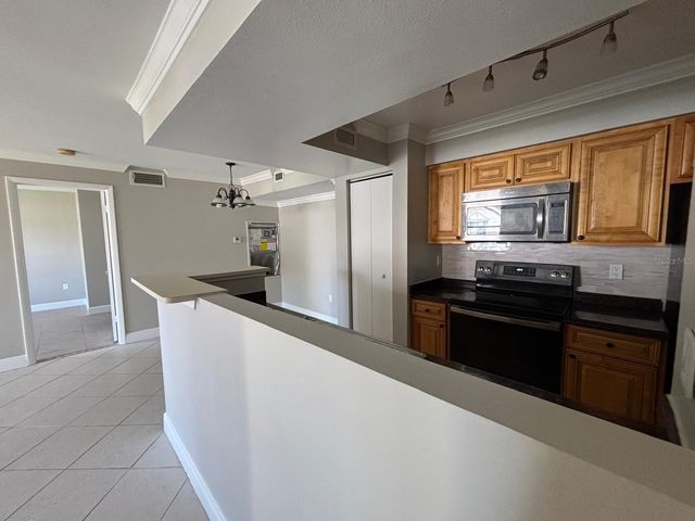3038 PARKWAY BOULEVARD 208, Kissimmee, FL 34747
