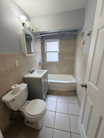 12822 S Union Avenue 1, Chicago, IL 60628