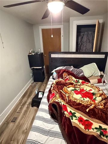 1224 N 8th Street, St Joseph, MO 64501