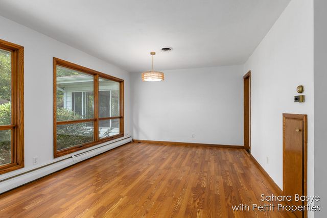 15 Birch Hill Drive, Battle Creek, MI 49015