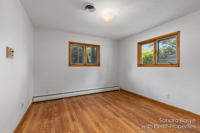 15 Birch Hill Drive, Battle Creek, MI 49015