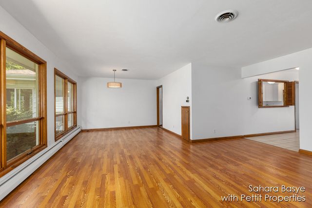 15 Birch Hill Drive, Battle Creek, MI 49015