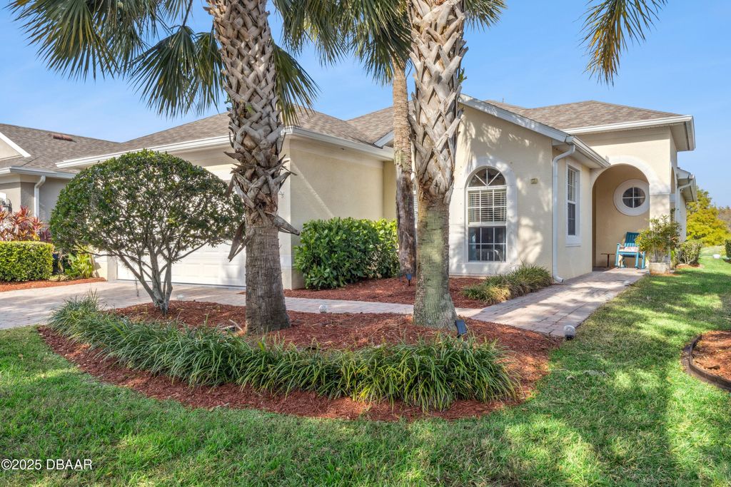 1128 Champions Drive, Daytona Beach, FL 32124