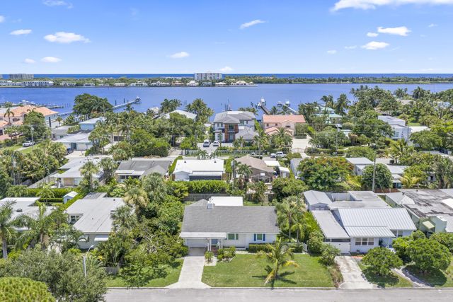 1714 N PALMWAY, Lake Worth Beach, FL 33460