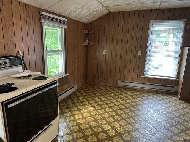 34 Lincoln Street, Auburn, NY 13021