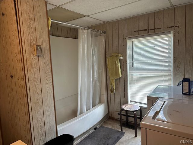 34 Lincoln Street, Auburn, NY 13021