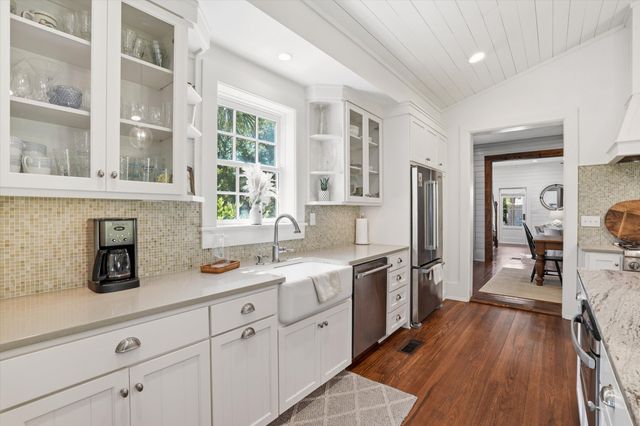 1220 Middle Street, Sullivans Island, SC 29482