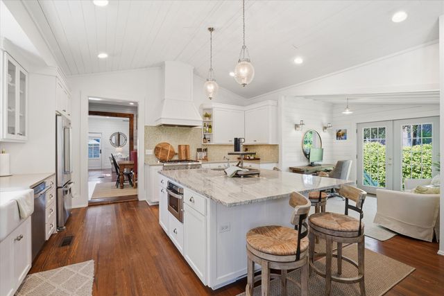 1220 Middle Street, Sullivans Island, SC 29482
