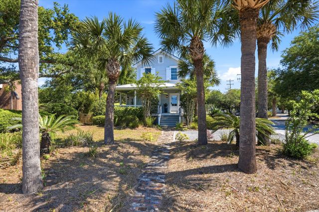 1220 Middle Street, Sullivans Island, SC 29482