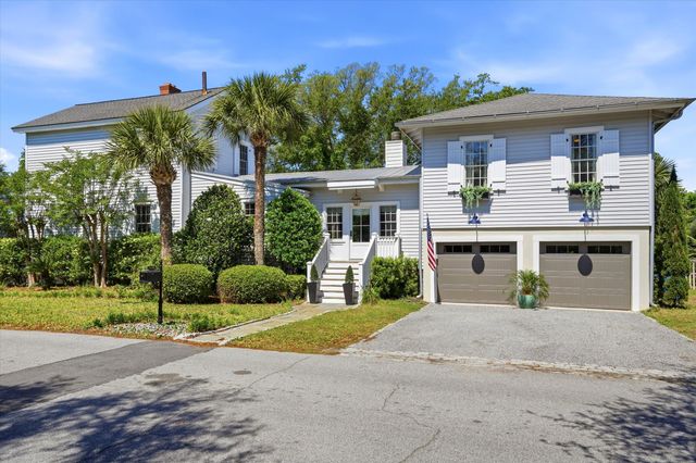 1220 Middle Street, Sullivans Island, SC 29482