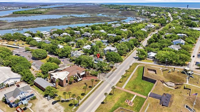 1220 Middle Street, Sullivans Island, SC 29482