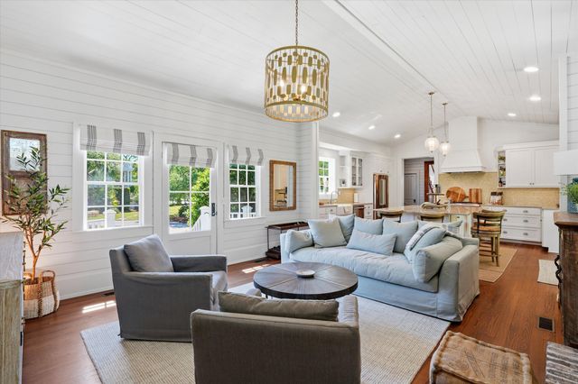 1220 Middle Street, Sullivans Island, SC 29482