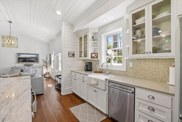 1220 Middle Street, Sullivans Island, SC 29482