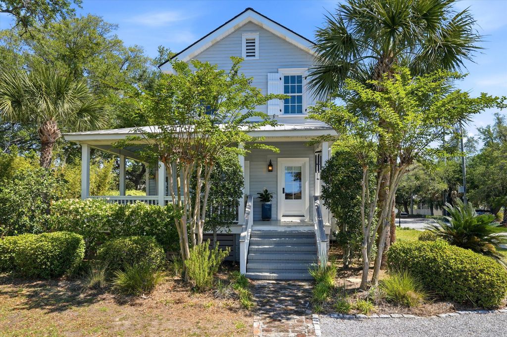 1220 Middle Street, Sullivans Island, SC 29482