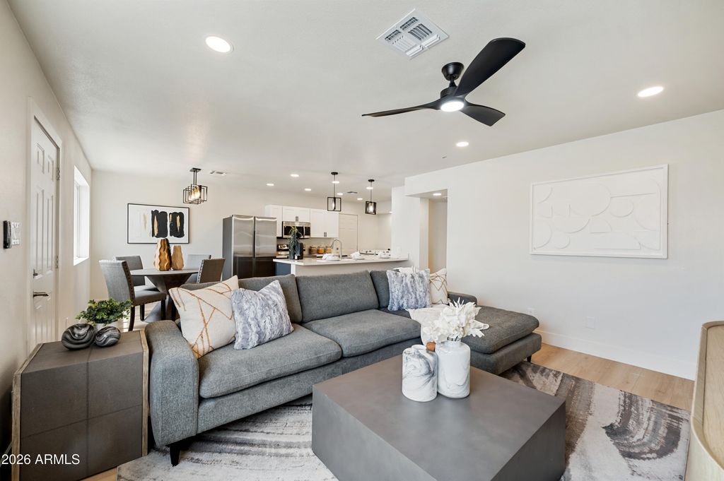 2134 E HARVARD Street, Phoenix, AZ 85006 — photo 2
