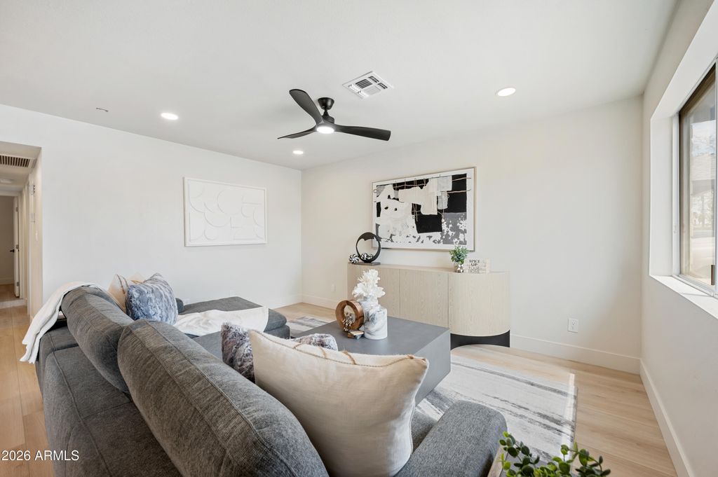 2134 E HARVARD Street, Phoenix, AZ 85006 — photo 3