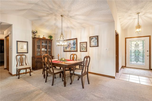 14 Singleton Drive, Bella Vista, AR 72715