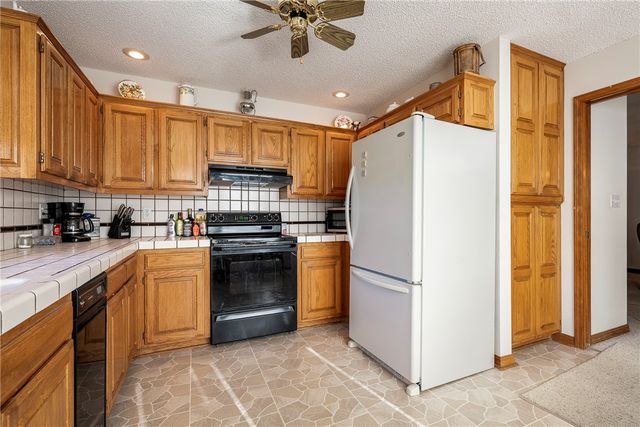 14 Singleton Drive, Bella Vista, AR 72715