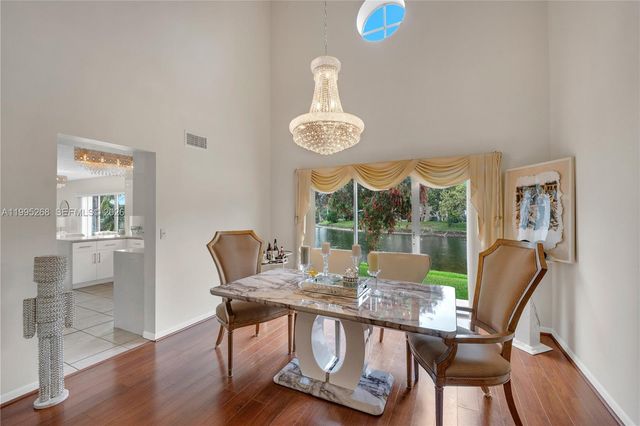 9800 Glacier Dr, Miramar, FL 33025