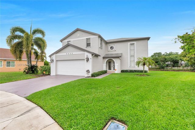 9800 Glacier Dr, Miramar, FL 33025