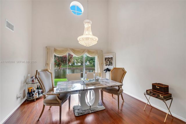 9800 Glacier Dr, Miramar, FL 33025