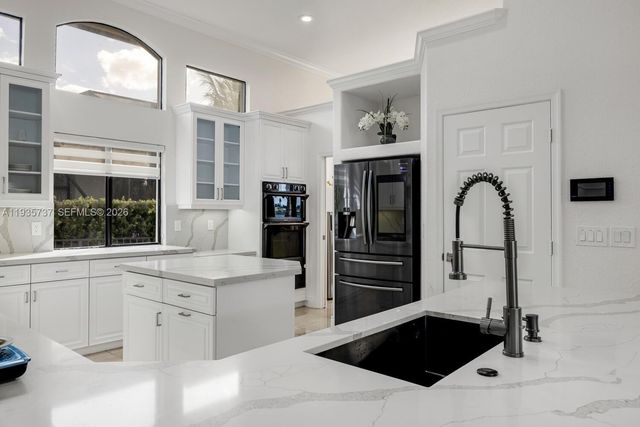 3910 SW 186th Ter, Miramar, FL 33029