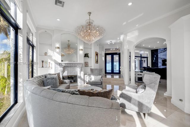 3910 SW 186th Ter, Miramar, FL 33029