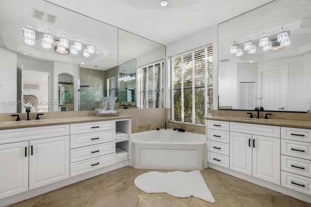 3910 SW 186th Ter, Miramar, FL 33029