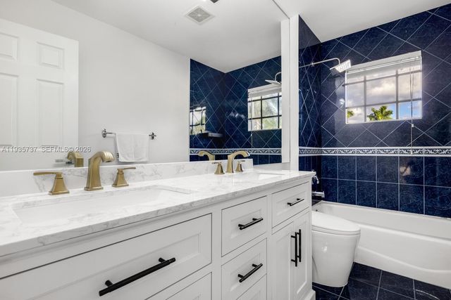 3910 SW 186th Ter, Miramar, FL 33029