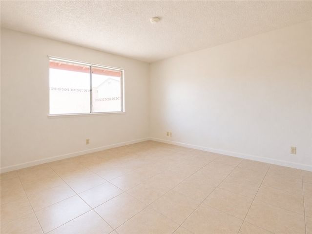 2310 Edam Street, Lancaster, CA 93536