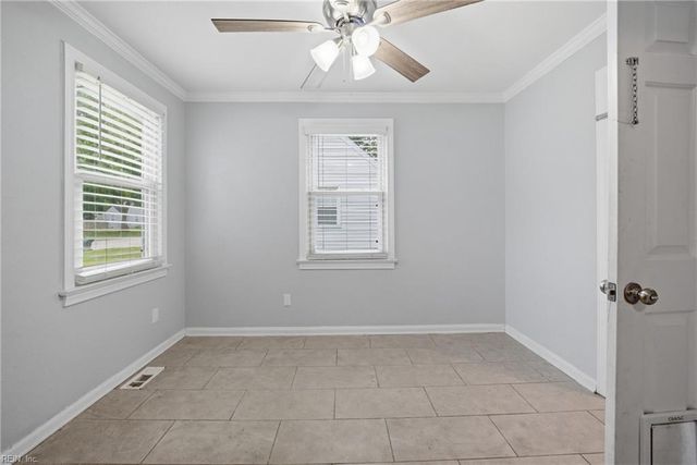 735 Sedgefield DR, Newport News, VA 23605