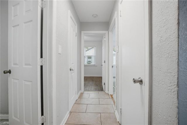 735 Sedgefield DR, Newport News, VA 23605