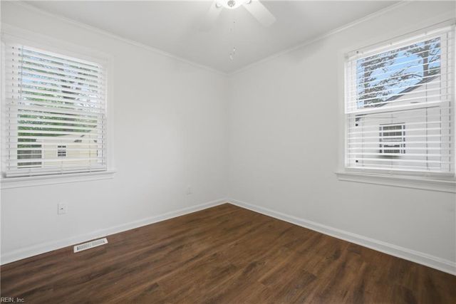 735 Sedgefield DR, Newport News, VA 23605