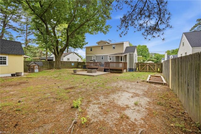 735 Sedgefield DR, Newport News, VA 23605