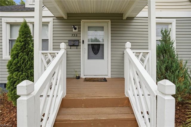 735 Sedgefield DR, Newport News, VA 23605