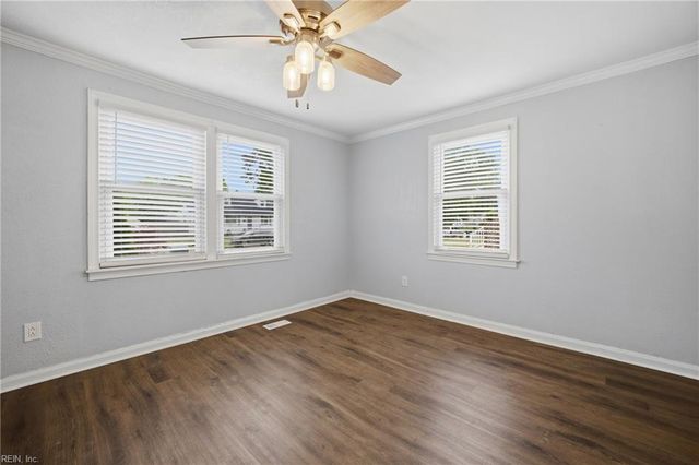 735 Sedgefield DR, Newport News, VA 23605