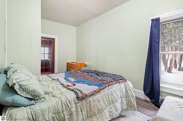 335 Bridge Street, Frankfort, MI 49635