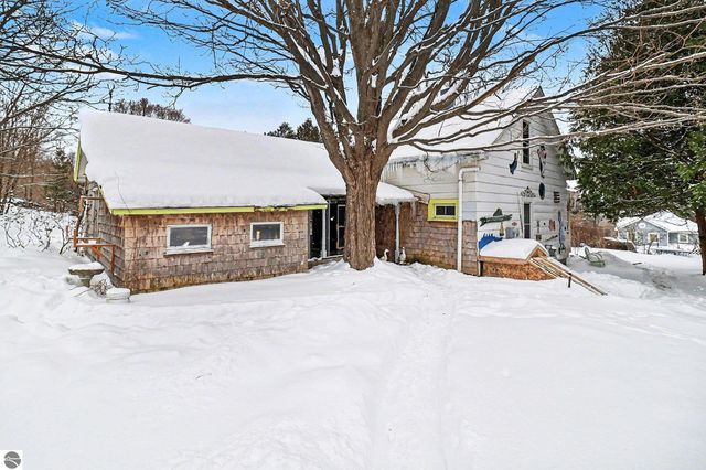 335 Bridge Street, Frankfort, MI 49635